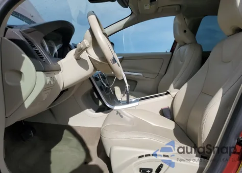 2011 Volvo Xc60 T6 z USA, uszkodzony, nr VIN YV4902DZ1B2214639